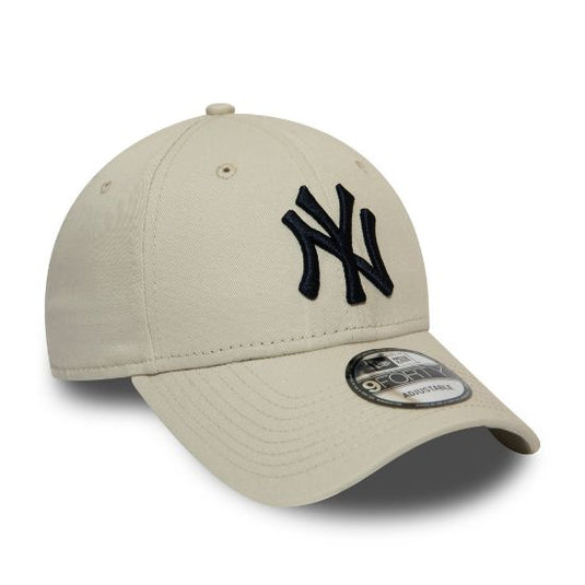 Gorra New Era New York Yankees Essential 9FORTY, piedra