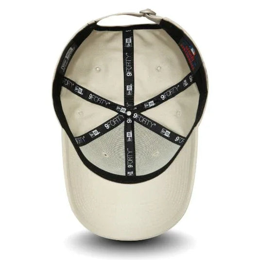 Gorra New Era New York Yankees Essential 9FORTY, piedra - Tinino Baseball & Sports