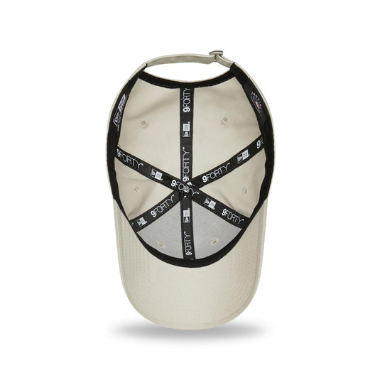 Gorra New Era New York Yankees League Essential Beige 9FORTY Mujer - Tinino Baseball & Sports