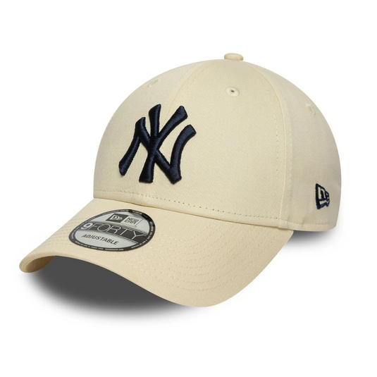 Gorra New York Yankees MLB Side Patch 9FORTY Crema