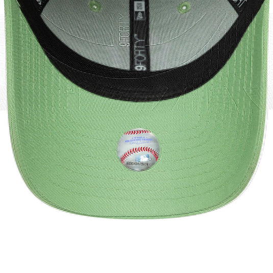 Gorra New York Yankees MLB Essential 9FORTY Verde Pastel Mujer - Tinino Baseball & Sports