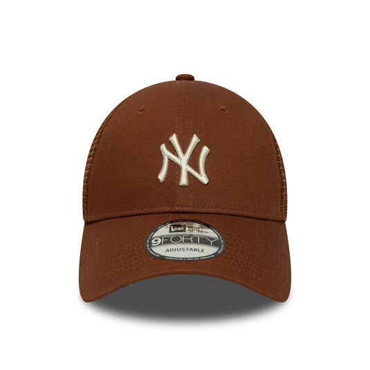 Gorra New Era MLB Homefield New York Yankees 9FORTY Trucker Marrón