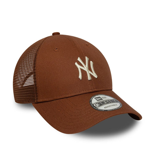 Gorra New Era MLB Homefield New York Yankees 9FORTY Trucker Marrón