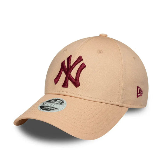 Gorra New York Yankees MLB Metallic Logo 9FORTY Mujer Rosa Pastel - Tinino Baseball & Sports