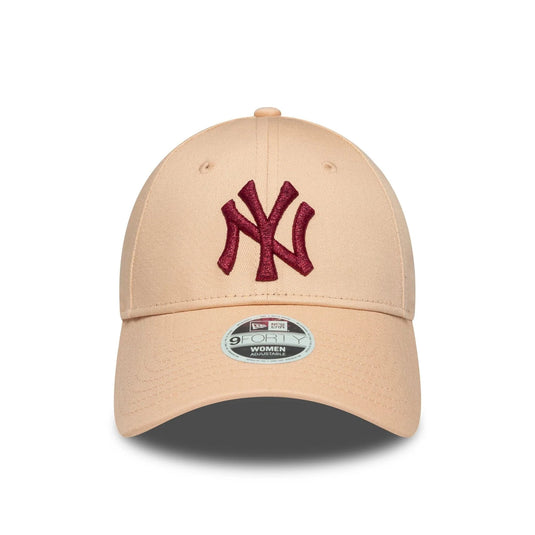 Gorra New York Yankees MLB Metallic Logo 9FORTY Mujer Rosa Pastel