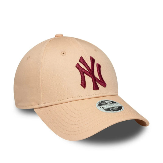 Gorra New York Yankees MLB Metallic Logo 9FORTY Mujer Rosa Pastel - Tinino Baseball & Sports