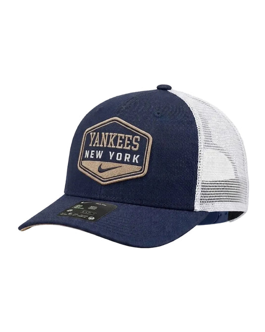 Gorra Nike Rise Trucker New York Yankees – Navy & Desert Sand