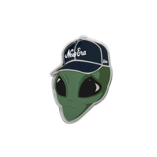 Pin New Era Alien Negro - Tinino Baseball & Sports