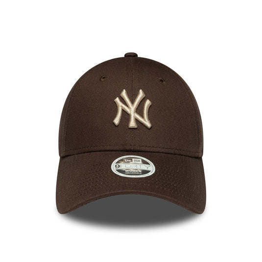 Gorra New Era New York Yankees MLB League Essential 9FORTY Mujer Marrón Oscuro