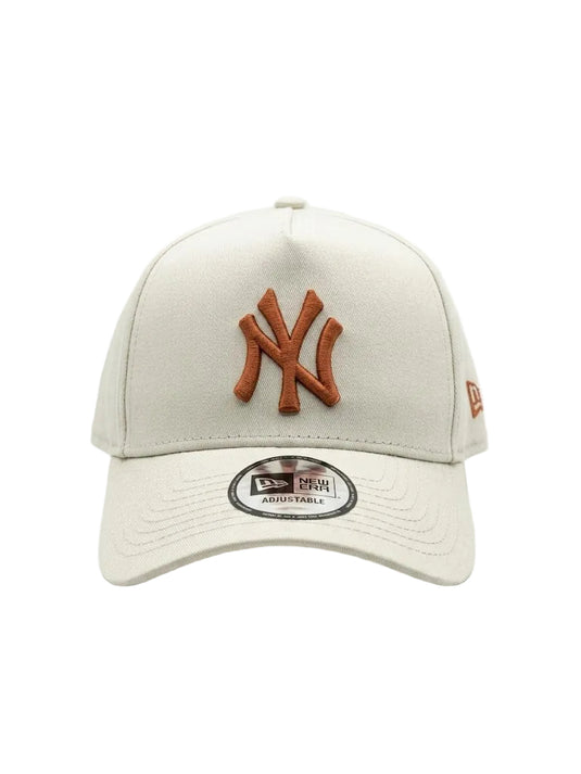 Gorra New Era 9FORTY A-Frame New York Yankees – Off-White & Rust
