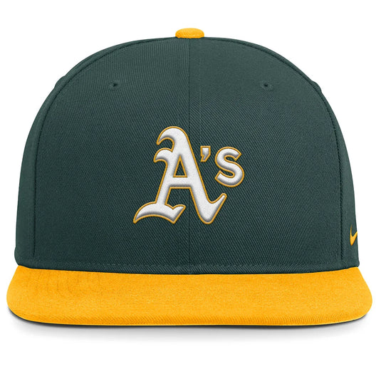Gorra Nike Dri-Fit Pro con visera cuadrada estructurada de los Oakland Athletics