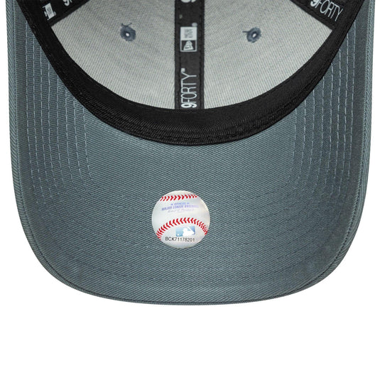 Gorra New Era New York Yankees MLB Essential 9FORTY Verde - Tinino Baseball & Sports