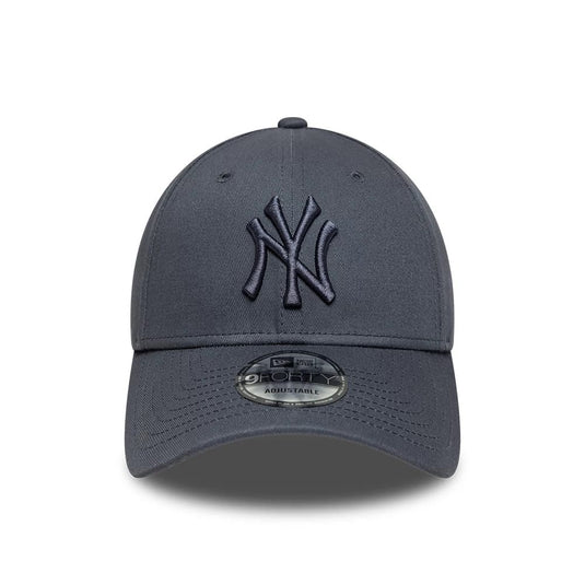 Gorra MLB League Essential New York Yankees 9FORTY Gris