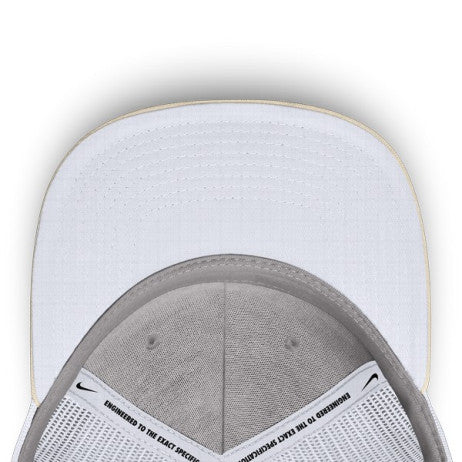 Gorra Nike New York Yankees City Mesh Trucker Cap – Beige / Blanco / Negro