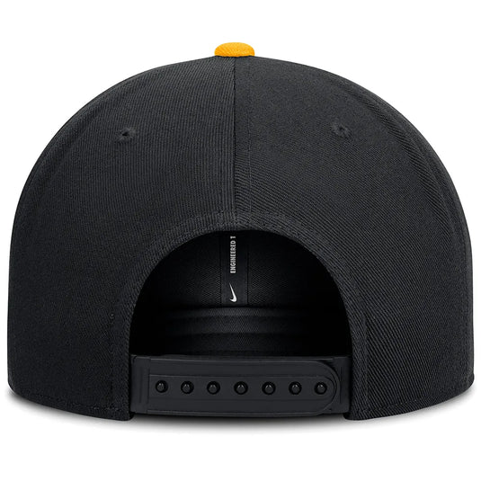 Gorra Nike Dri-Fit Pro con visera cuadrada estructurada de los Piratas de Pittsburgh